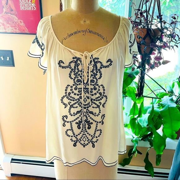 NANETTE LEPORE | cream & black silk short sleeve blouse 4 - Picture 1 of 8